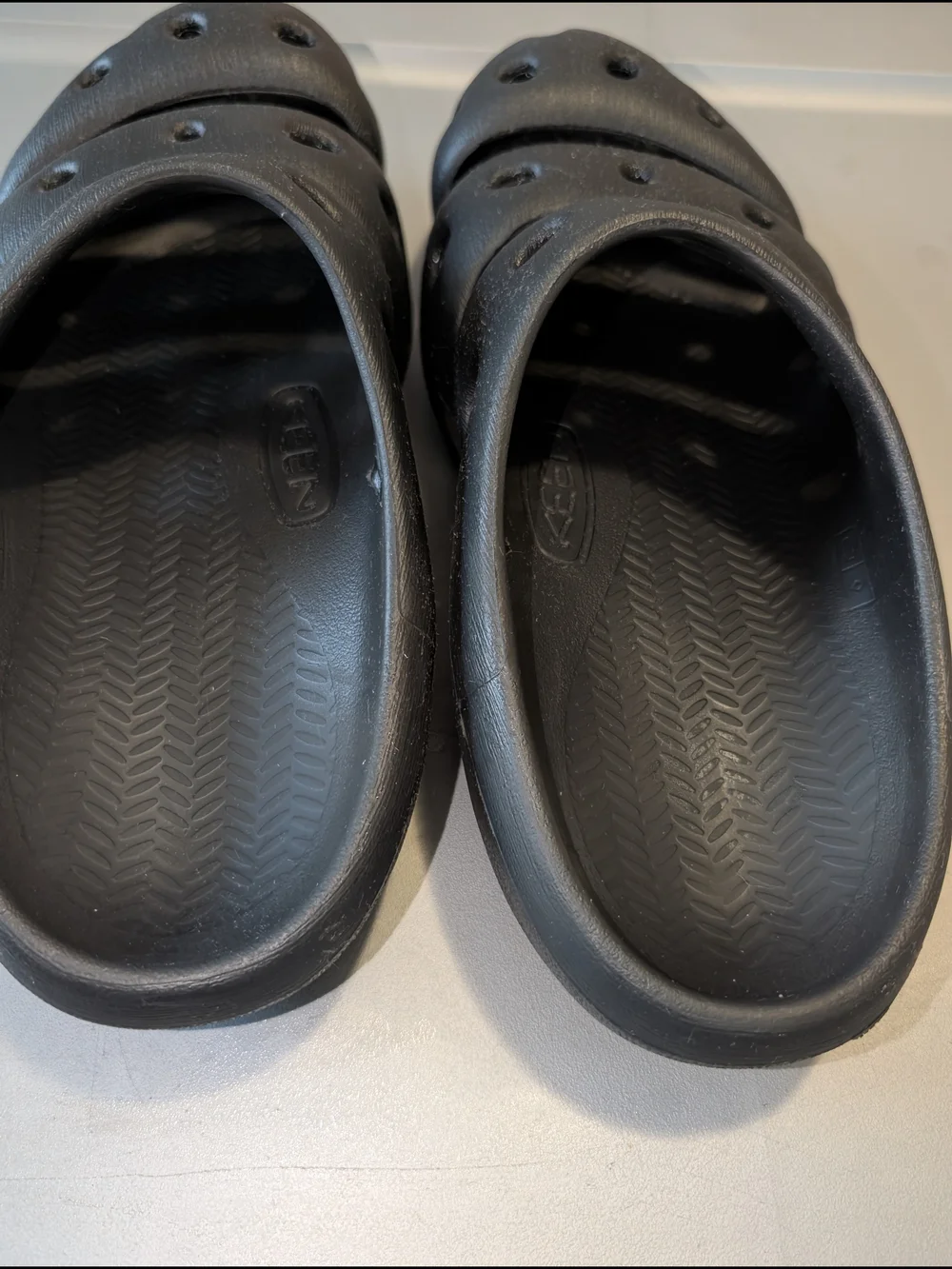 KEEN Yogui Clog Slip On Slide Sandals Black Mens Size US 13 UK 12 EU 47